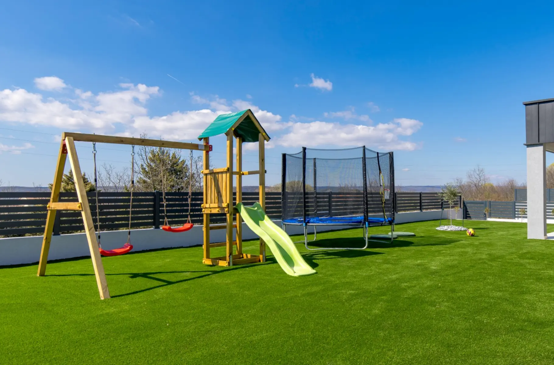 Located just 2.5 km from the sea